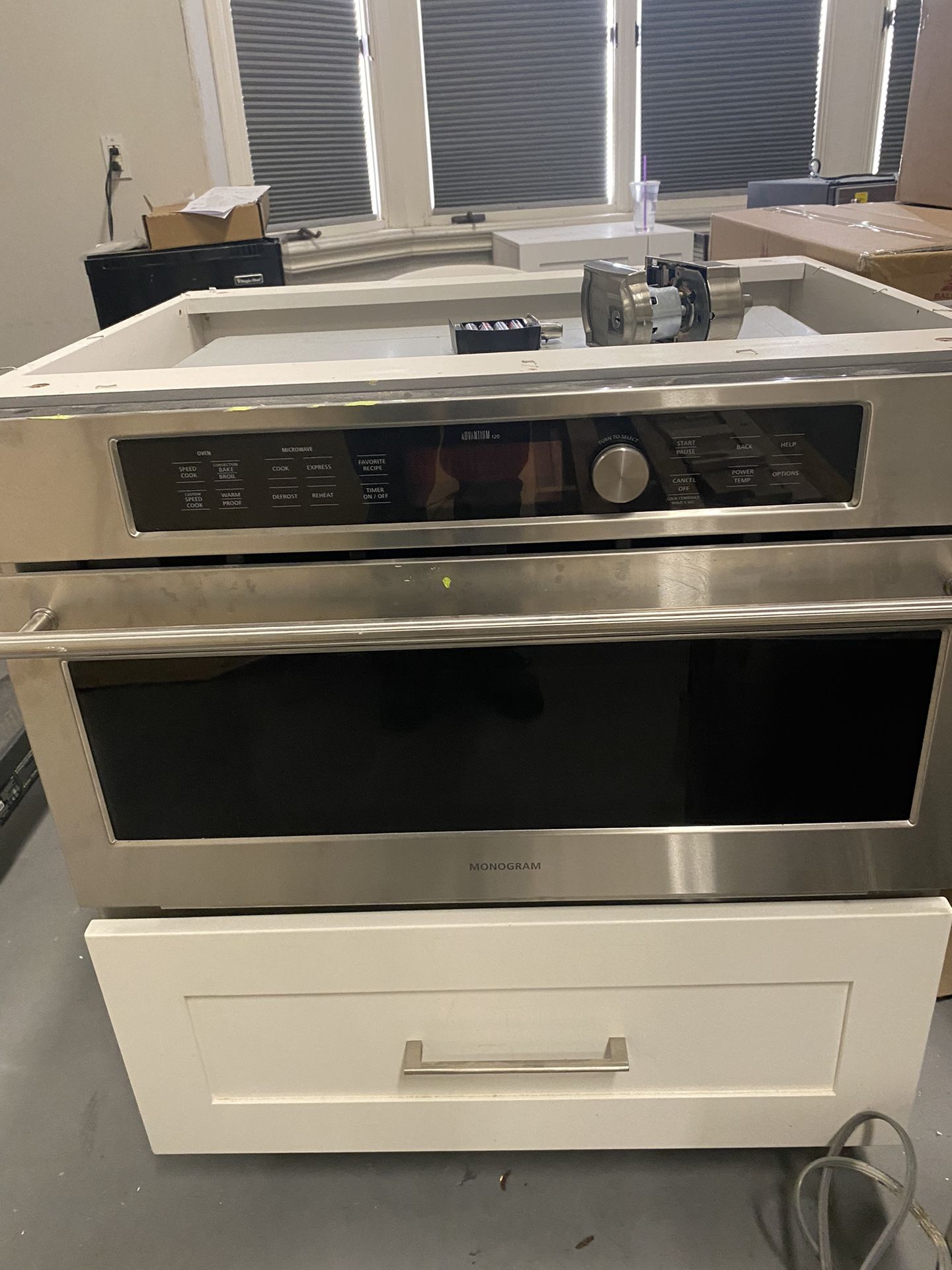 Microwave Oven Monogram