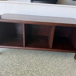 Console bench for toys, books, etc (free)
