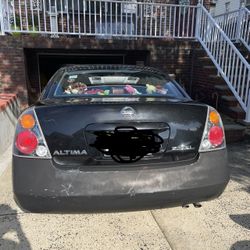 Nissan Altima 2003
