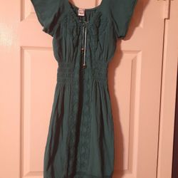 Girls Green Fiesta/Bohemian Style Sundress Size 12-14.  Good Condition.  OBO.  Must Be Picked Up. 