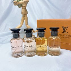 🔥【Best luxury gift】LV original Luxury perfume gift set, 4 bottles, Brand New With Box And Bag
