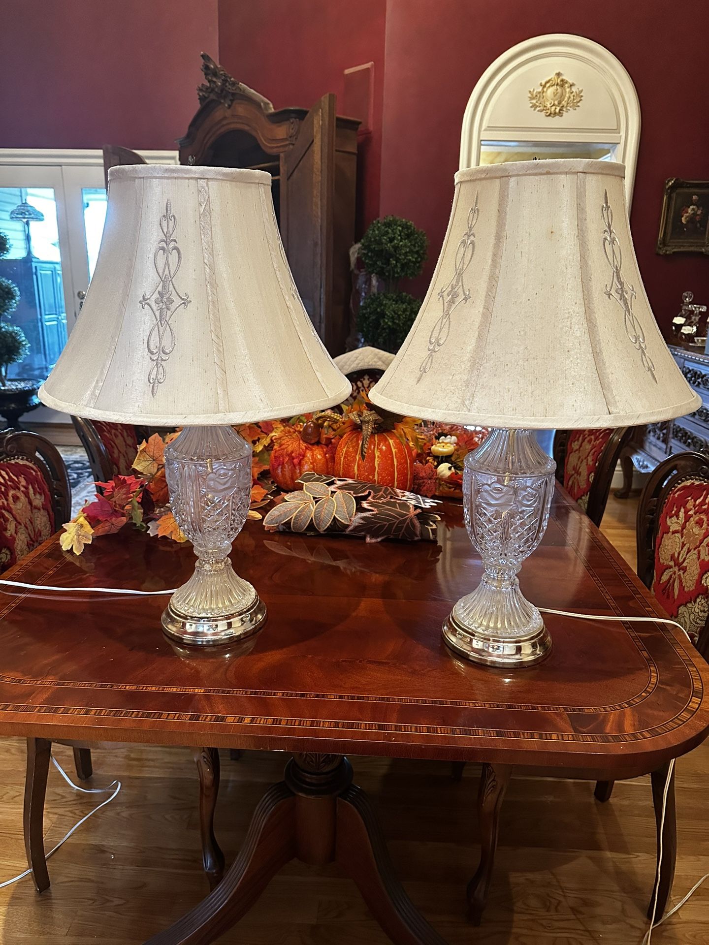 Pair of Elegant Table Lamps 