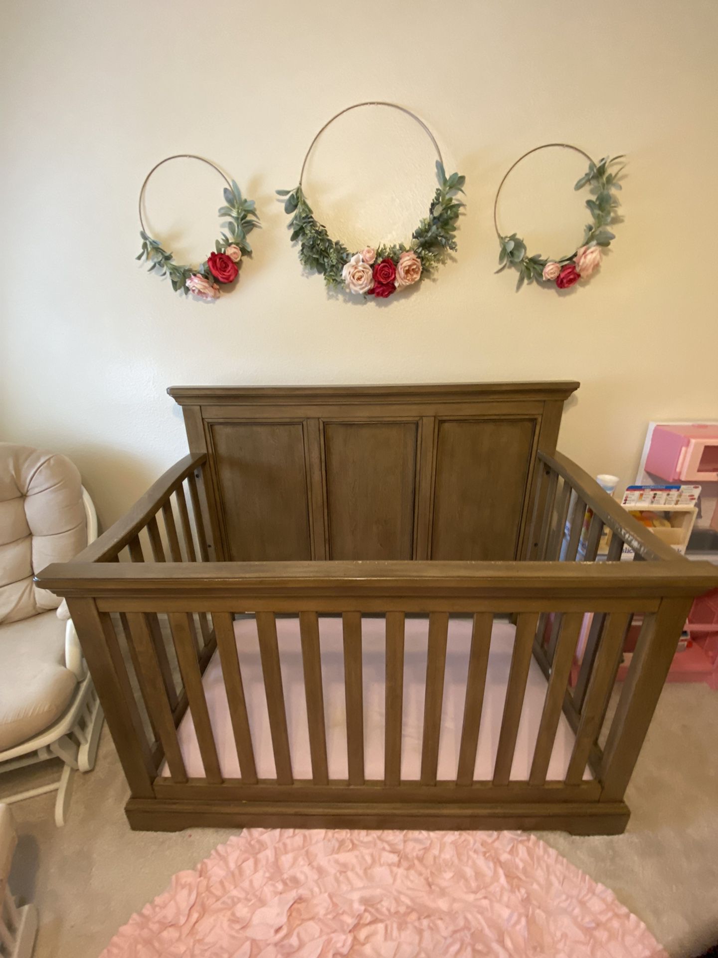 Westwood Crib and Brand New Toddler Rail