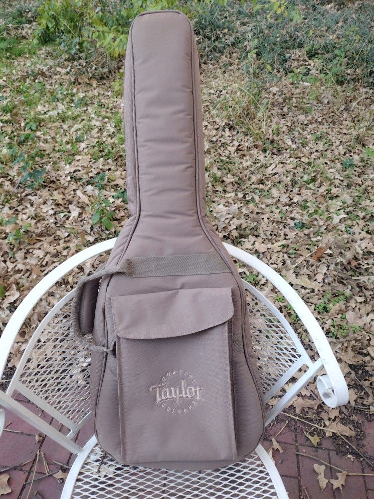Taylor Baby Acoustic Guitar Gig Bag