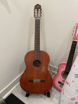 Yamaha Classical Acoustics Guitar