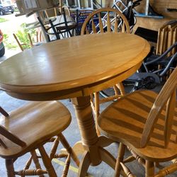 Solid Wood high table with 3 barstools 
