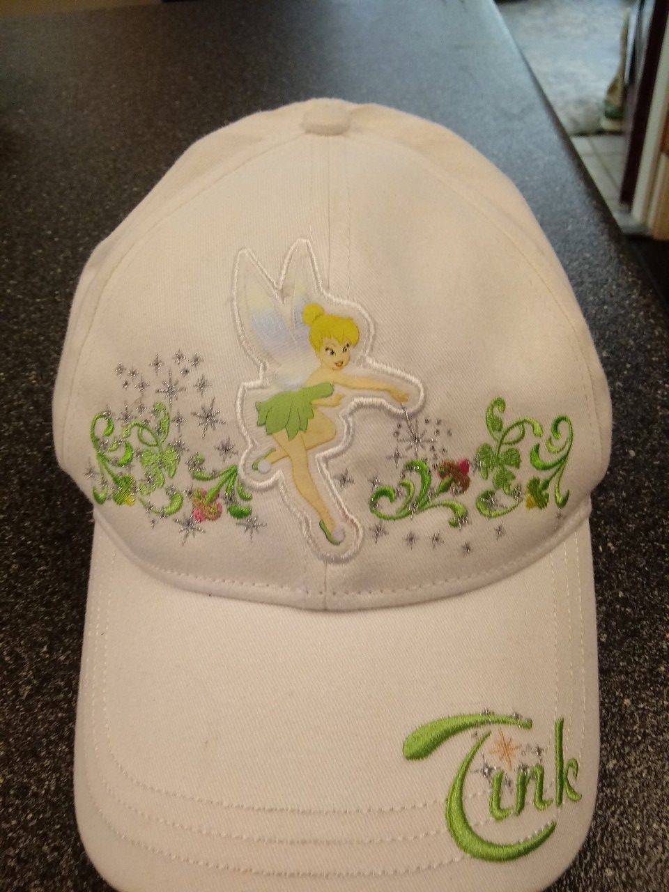 TINKERBELL DISNEY HAT 25 DOLLARS