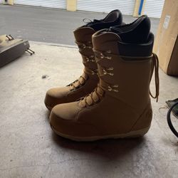 burton boxer snowboard boots NEW Burton Boxer Snowboard Boots 11.5 Mens Wheat/Tan for Sale in Dublin, CA