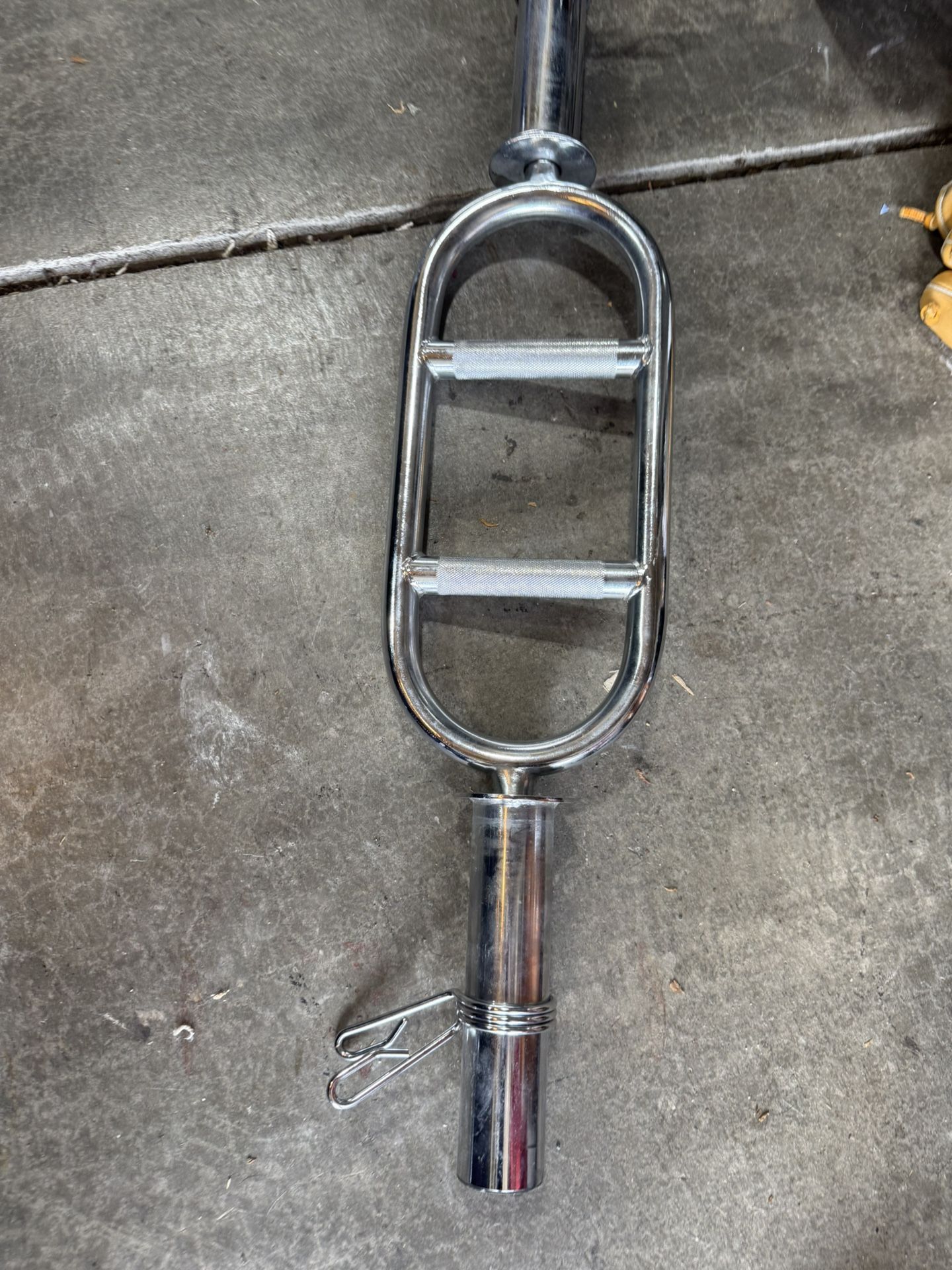 Weights Tricept Curl Bar