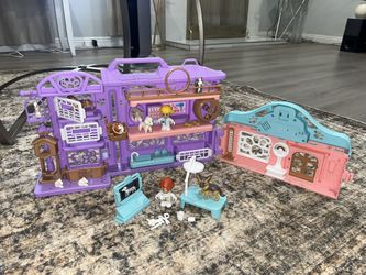  Vet Clinic with Light and Sound And Pieces $10 