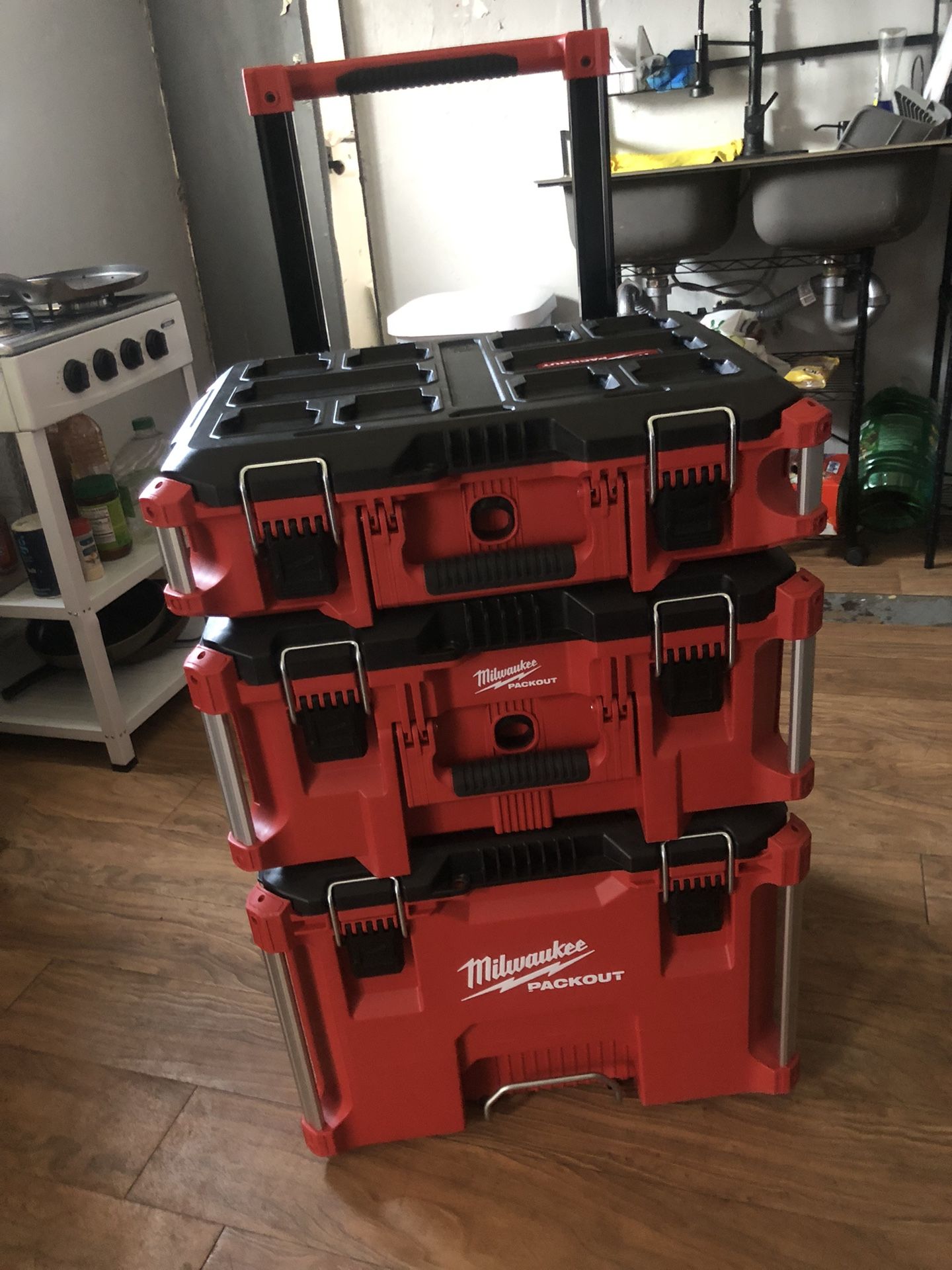 Milwaukee Pack Out Tool Box