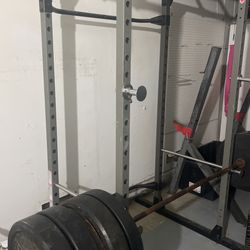 Selling Gym Equipment 