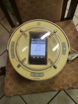 Brookstone ipod boom bucket