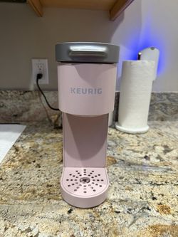 Keurig K-Mini Single Serve K Cup Pod Coffee Maker Dusty Rose