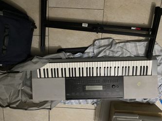 Electronic Keyboard And Stand