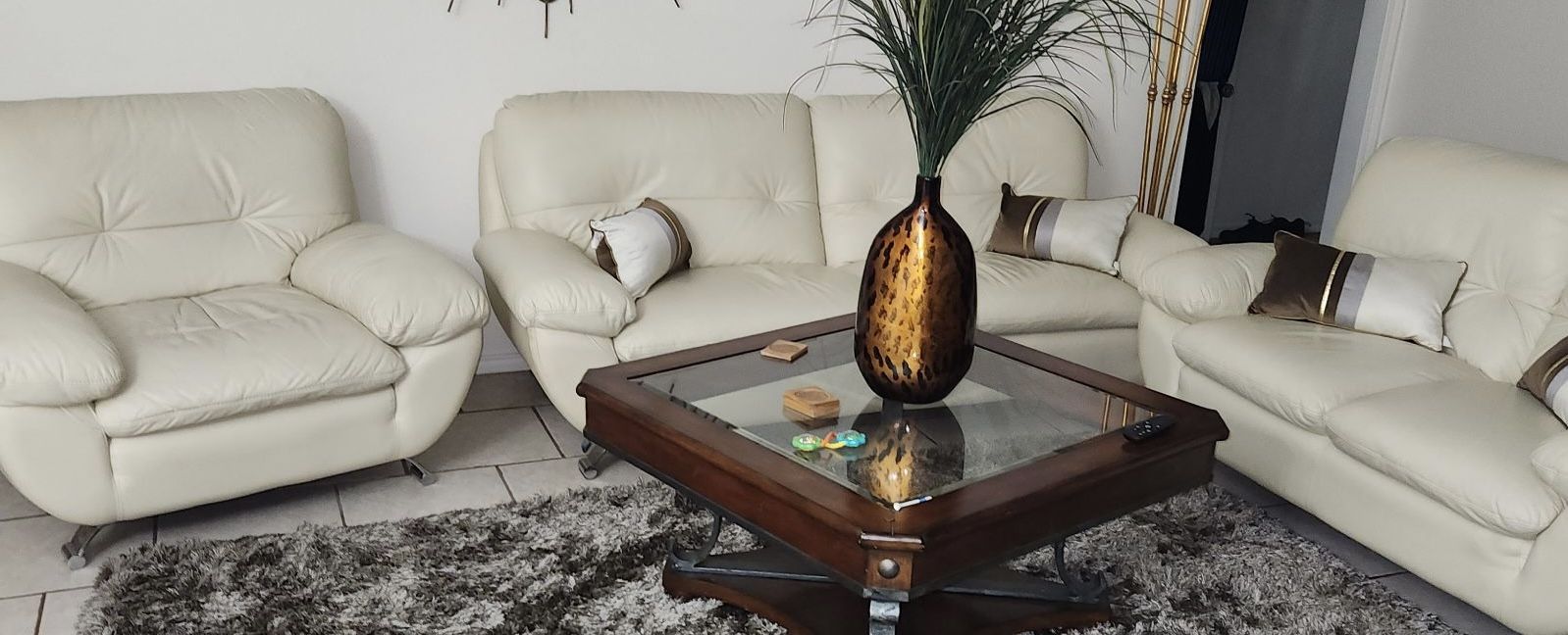 Very Clean Leather Living Room Set