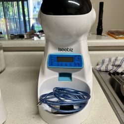 Automatic Dog/Cat Feeder 