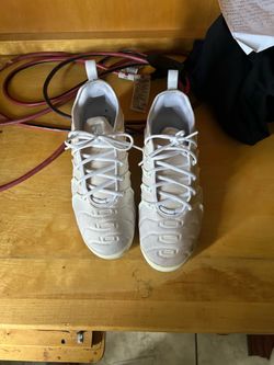 Vapormax plus white
