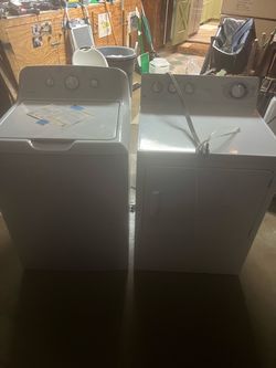 White Top-Load Washer (GE) and Dryer (Hotpoint) Set