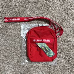 Supreme Shoulder Bag Red : FW22 *BRAND NEW*