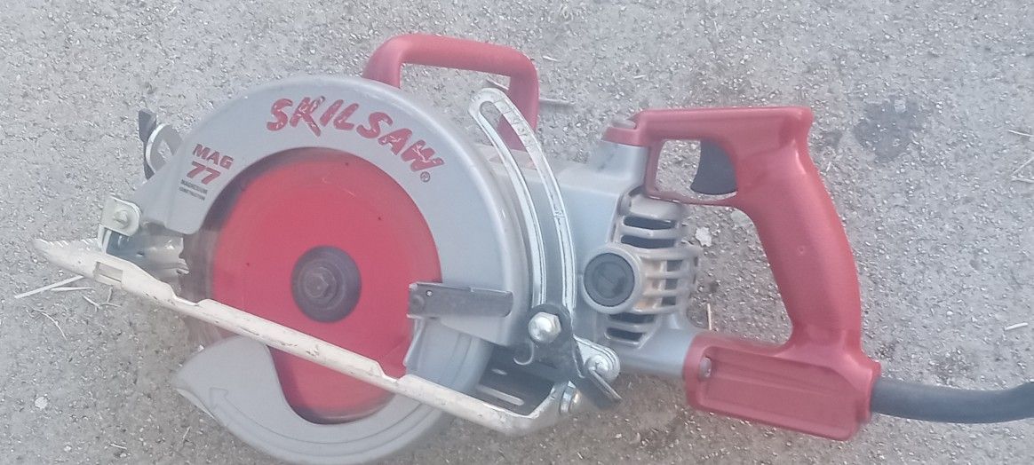 Mag 77;Skill Saw Excellent