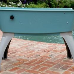 Outdoor Pet Bathing Station