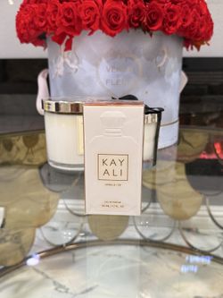 1.7 oz Kayali VANILLA | 28 Eau de Parfum  FIRM PRICE PRECIO FIRME 💕