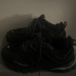 balenciaga tracks LED