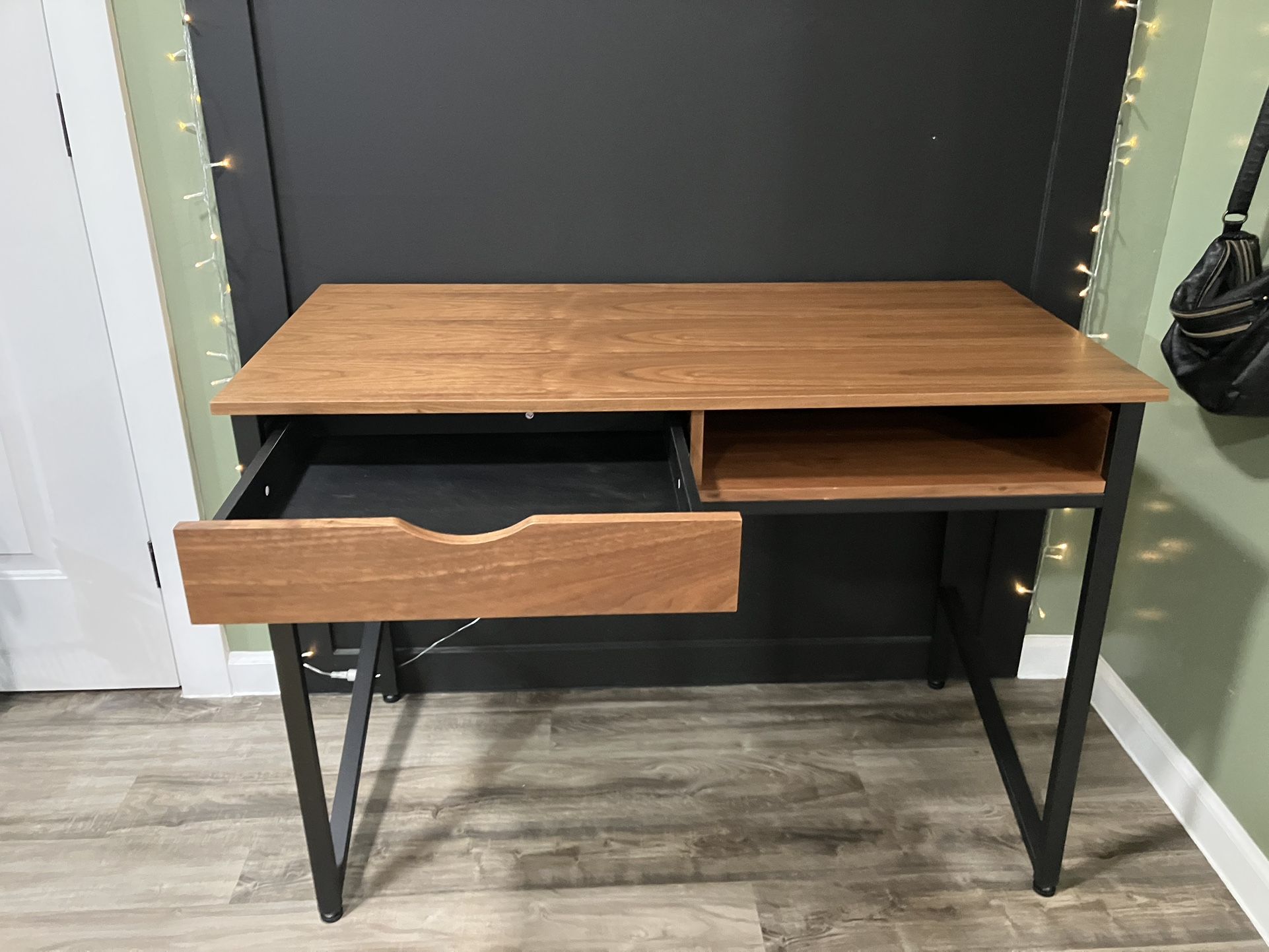 Safco Products 1950BL Studio Single Drawer Desk, Black 21.63"D x 43.25"W x 30.75"H