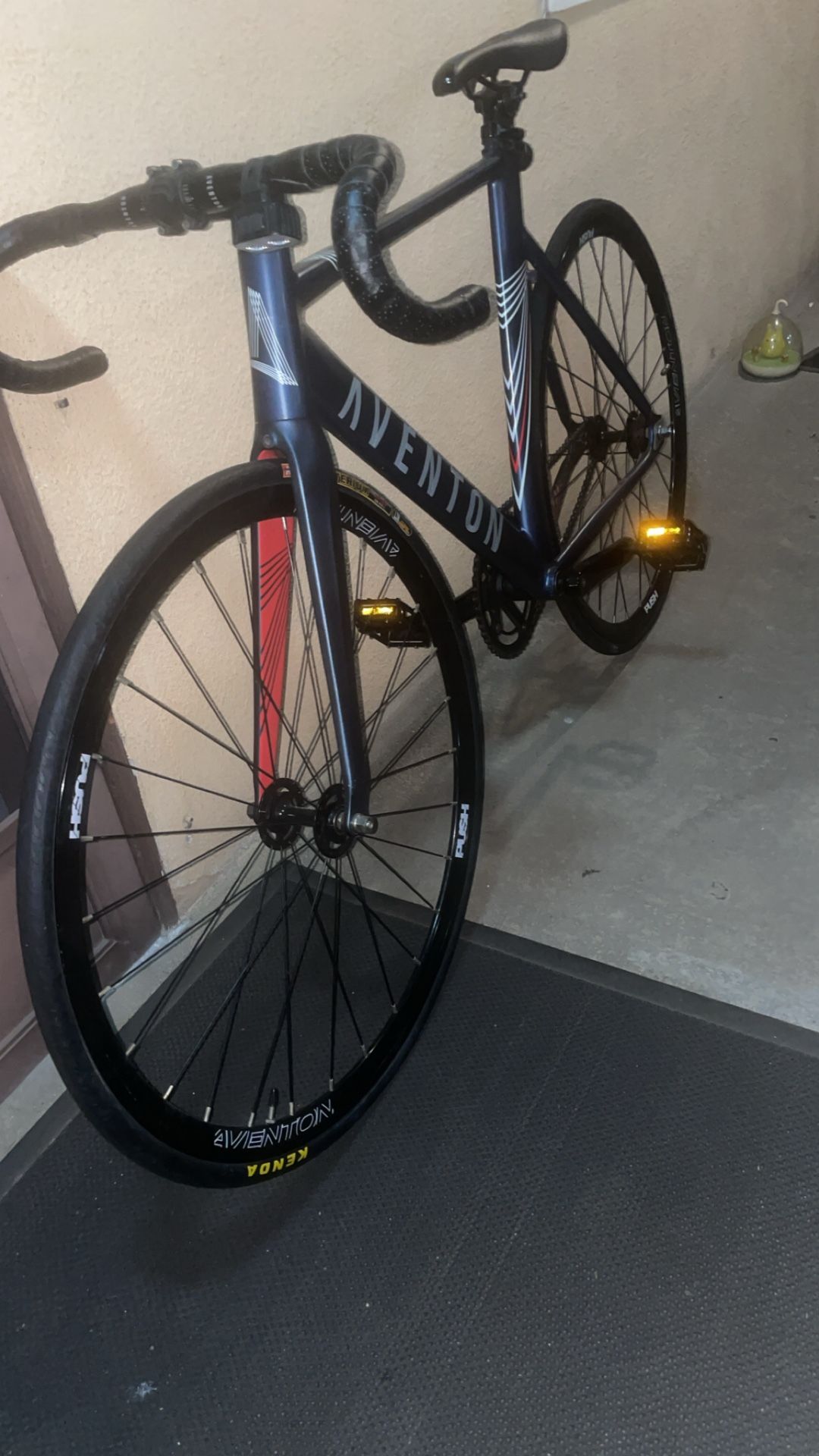 Aventon Mataro Low Aventon Road Bike Aventon Mataro Fixed Gear Bike