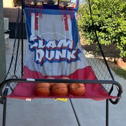 EZ-Fold 2-Player Basketball Game