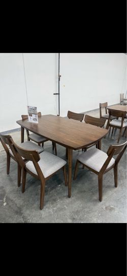 7 PC DINING SET