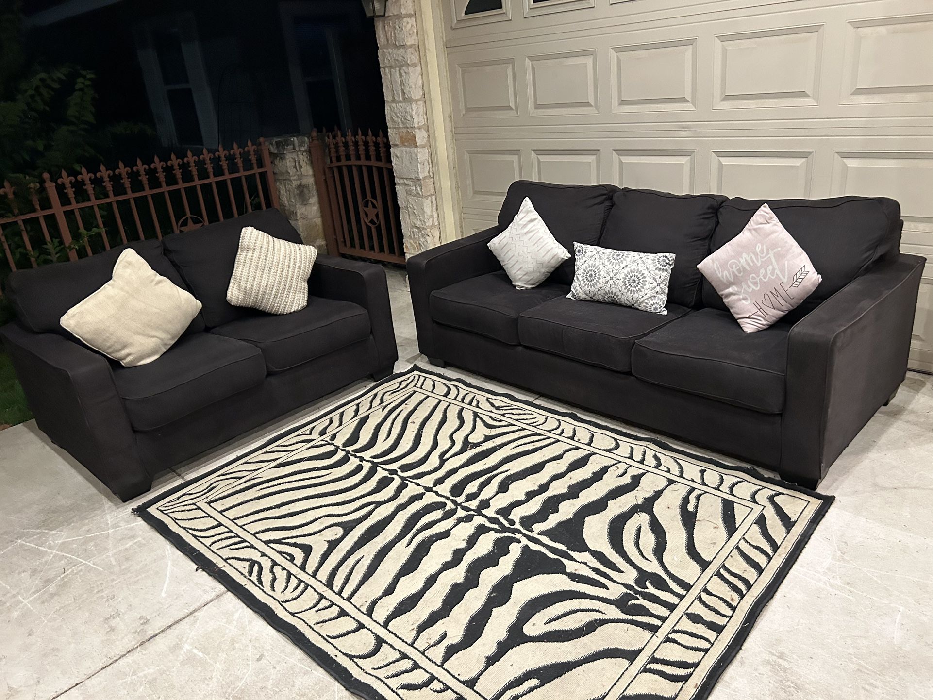 Free Delivery 🚚 Black Couch Set/ Sala Color Negra