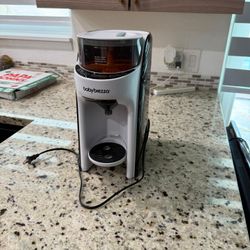  Baby Brezza Formula Pro 