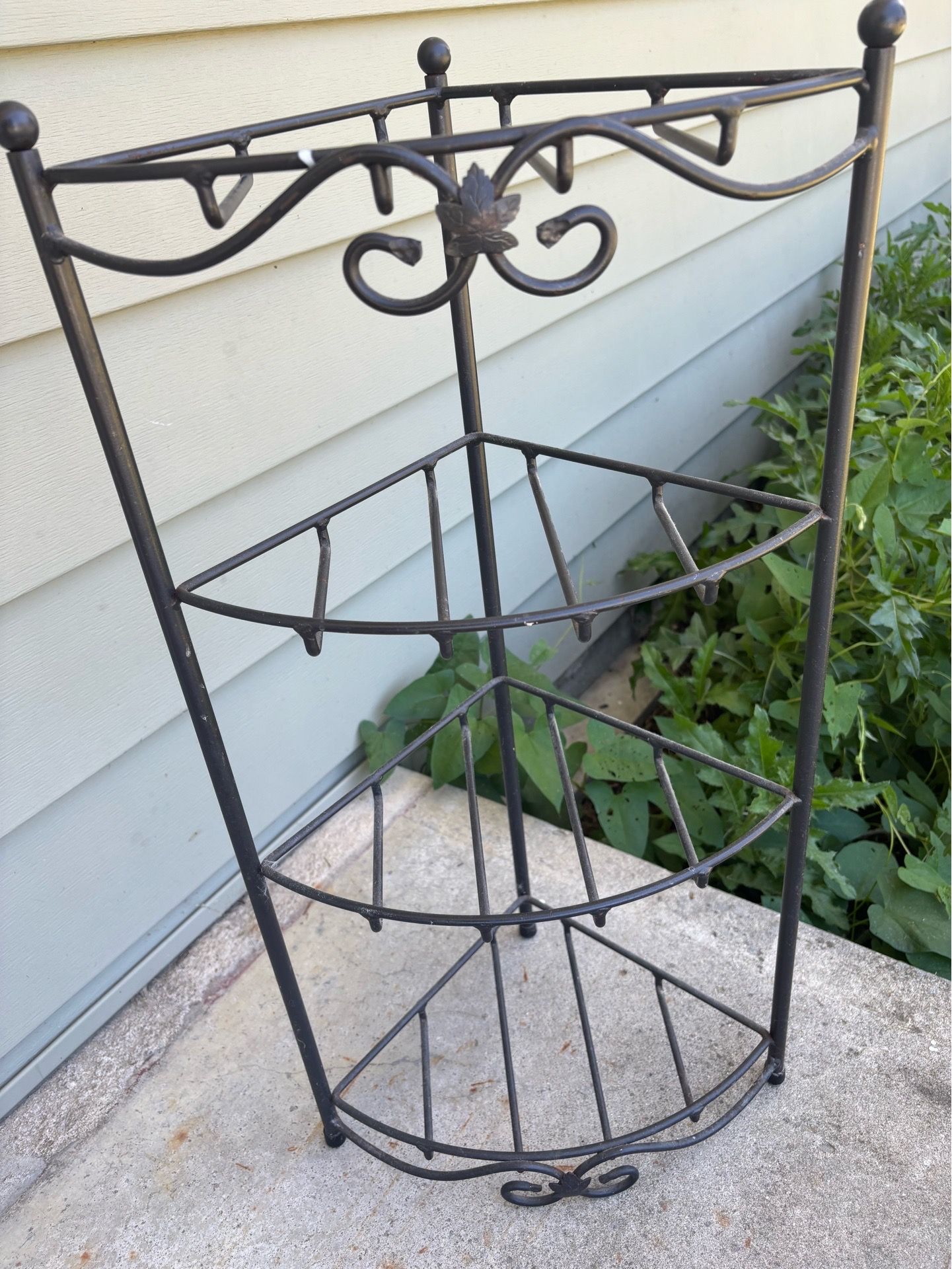 Metal shelf
