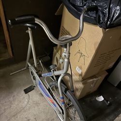 Pedal Bike Workout 