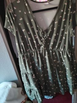 5 plus size dresses