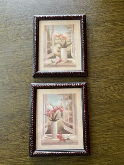 2 pictures decor
