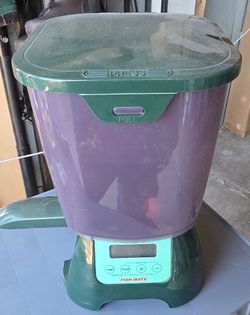 Fish Mate Automatic Fish Feeder