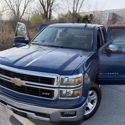 2015 CHEVROLET SILVERADO Z71 LT 4X4 CLEAN PICK UP 
