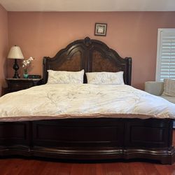 Bed Frame With Headboard 
