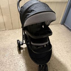 Graco 3-Wheel Stroller – Excellent Condition