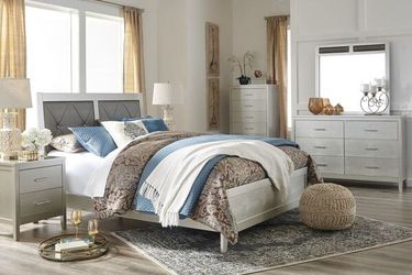 Brand new luxurious bedroom set!