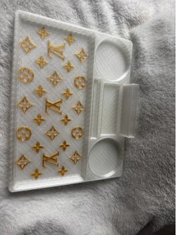 LV Tray