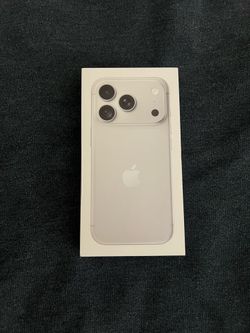 Apple iPhone 18 pro silver unlocked I’m mobile I can meet now