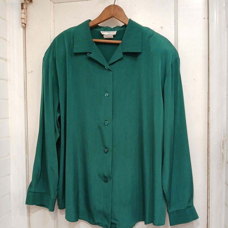 Vintage S.G. Sport Collection Women's Green Button Down Shirt Extra Large