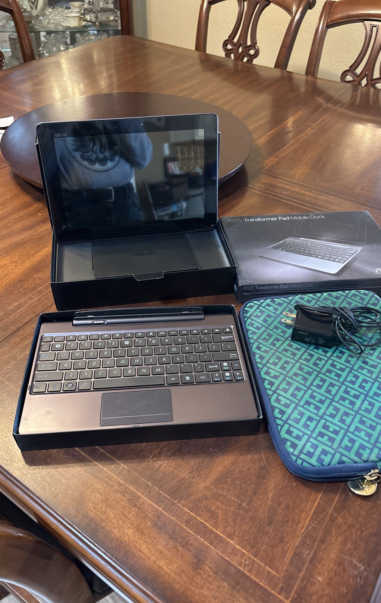 ASUS Transformer Pad Infinity w/Keyboard & Case