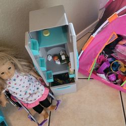 My American Girl Doll With Lots Of Extras 