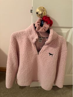 Pink zip pull over