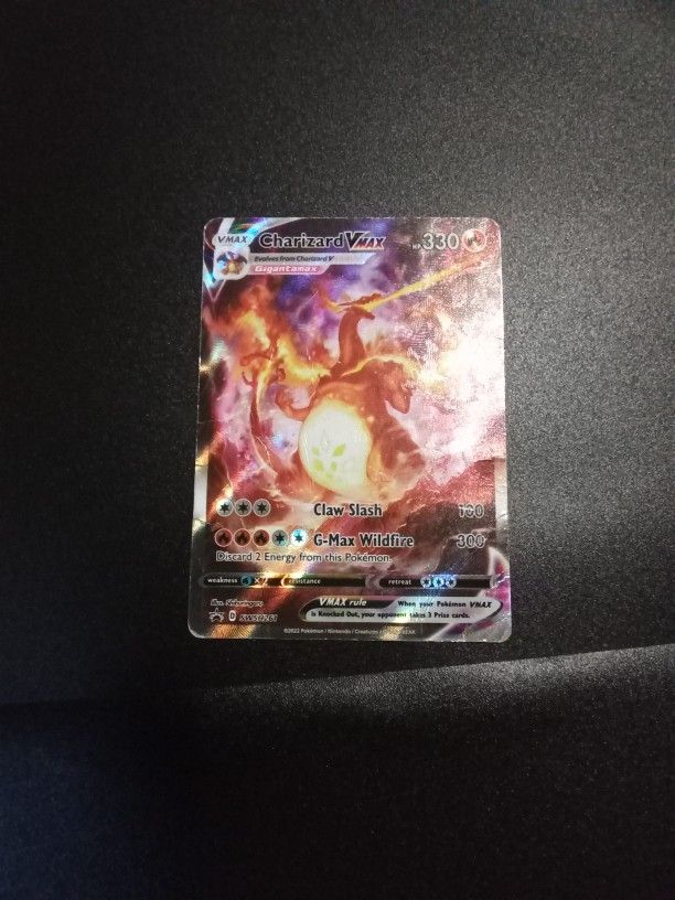 Charizard Vmax